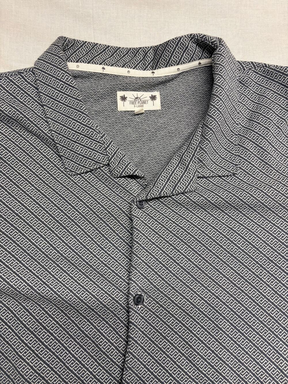 Free Planet men’s cotton button up short sleeve shirt XL tropical beach print